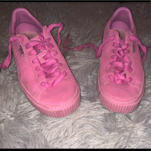 dark pink pumas